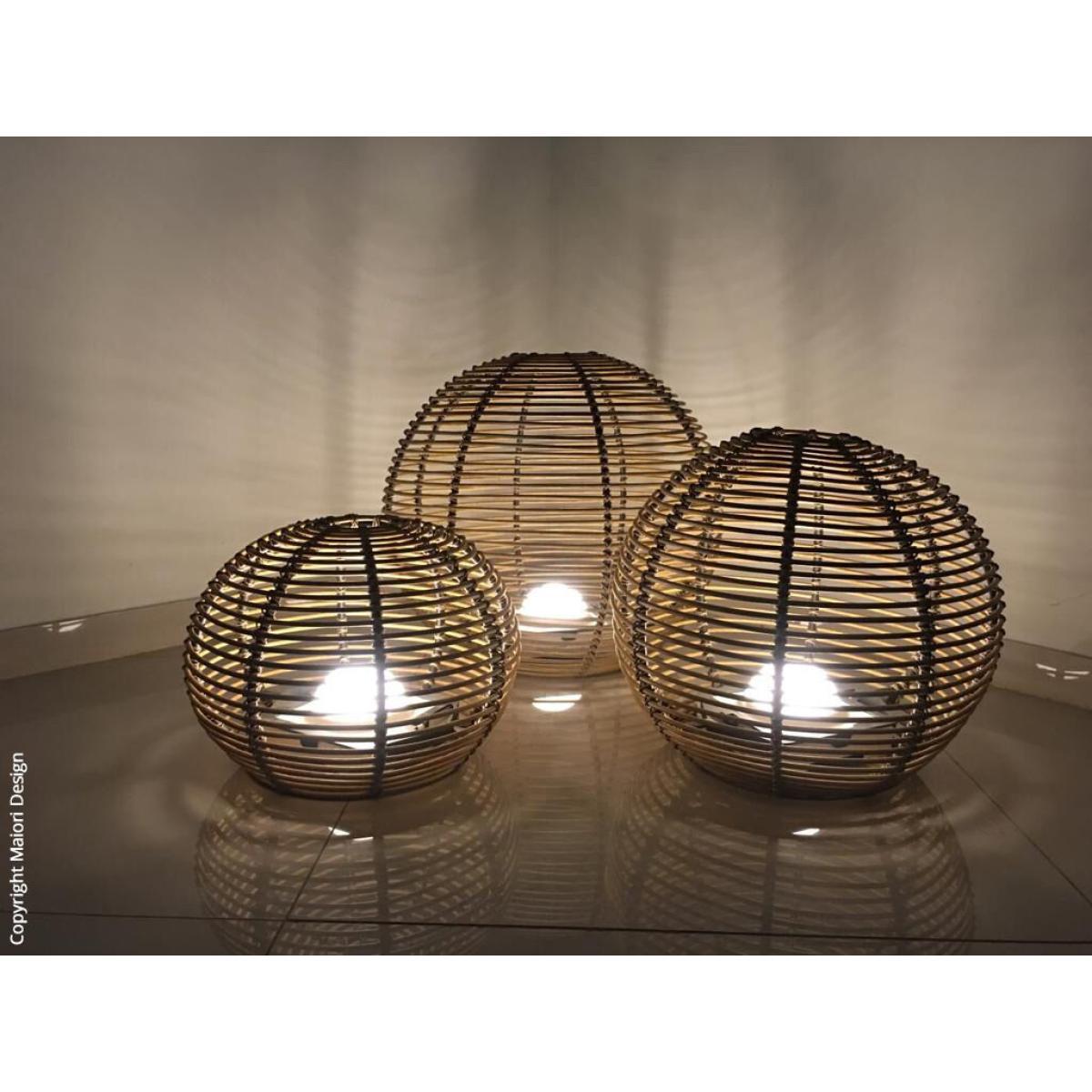 La Lampe Paillote Sphere Solar lamp - / Small Ø 31 cm / Hybrid and connected (solar + USB dock) by Maiori Natural wood – image 5