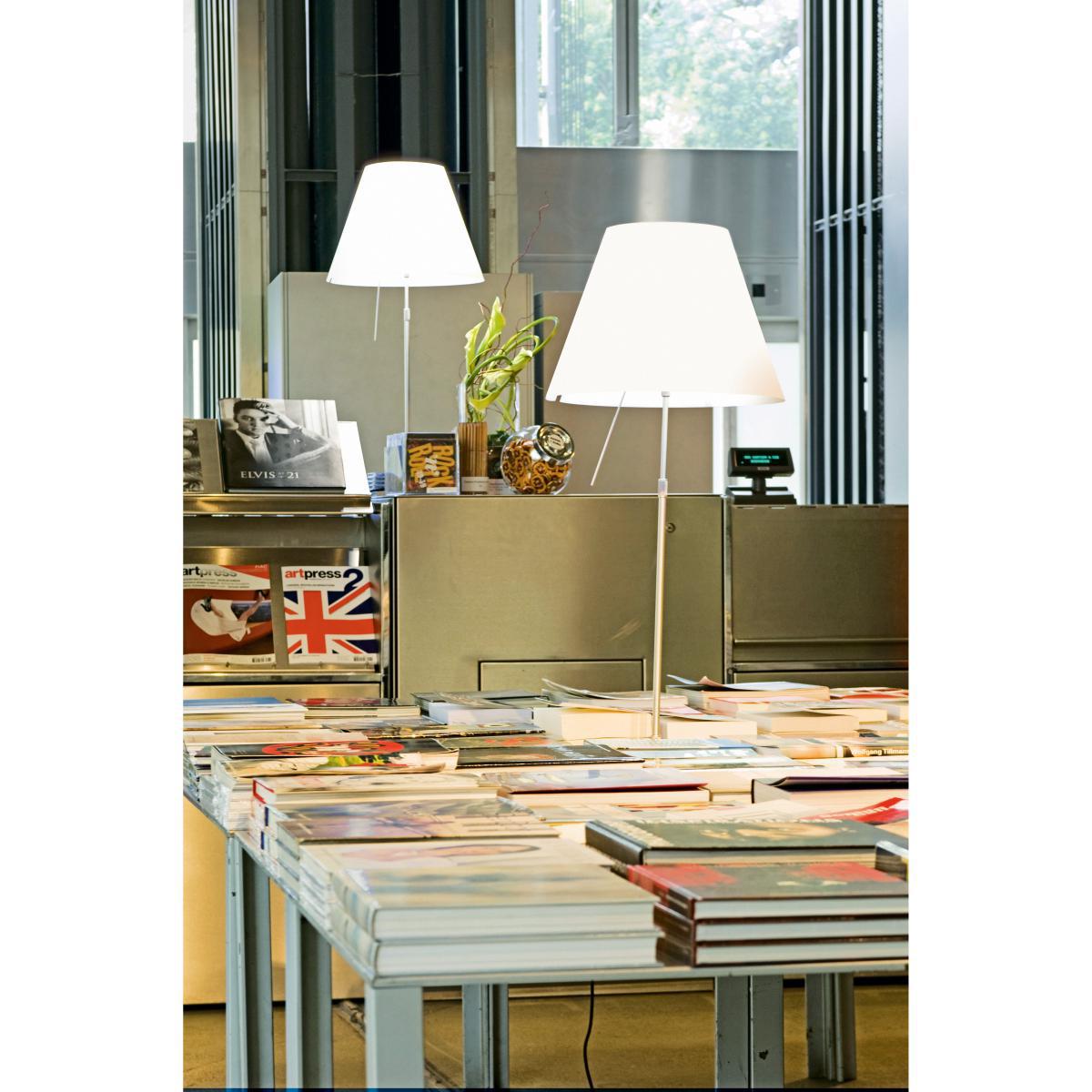 Costanza Table lamp - / H 76 to 110 cm by Luceplan White/Gold – image 3