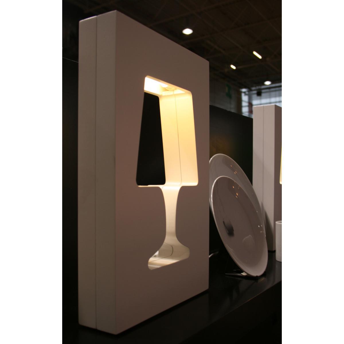 Outlight Table lamp by La Corbeille White – image 5