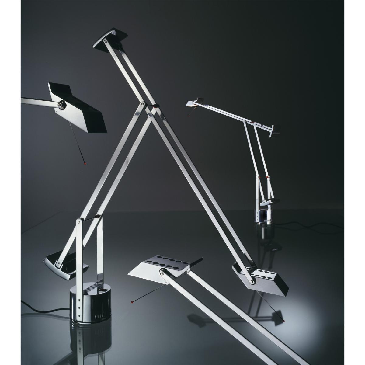 Tizio Micro Table lamp by Artemide Black – image 5
