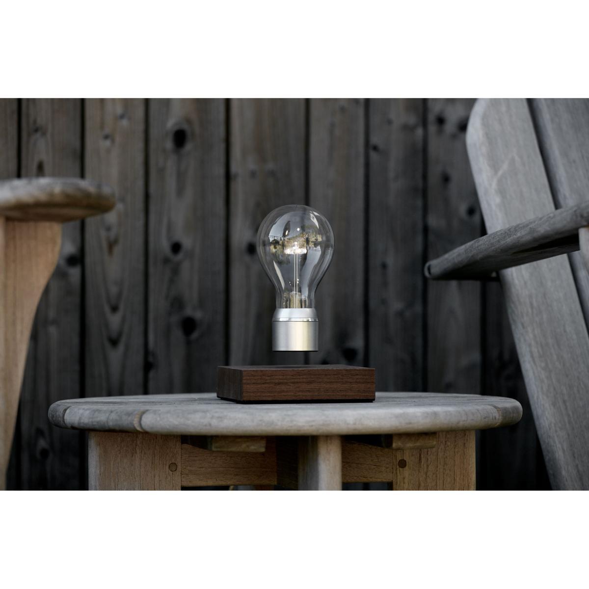 Flyte Manhattan Table lamp - / Levitating bulb by Flyte Silver/Natural wood/Metal – image 3