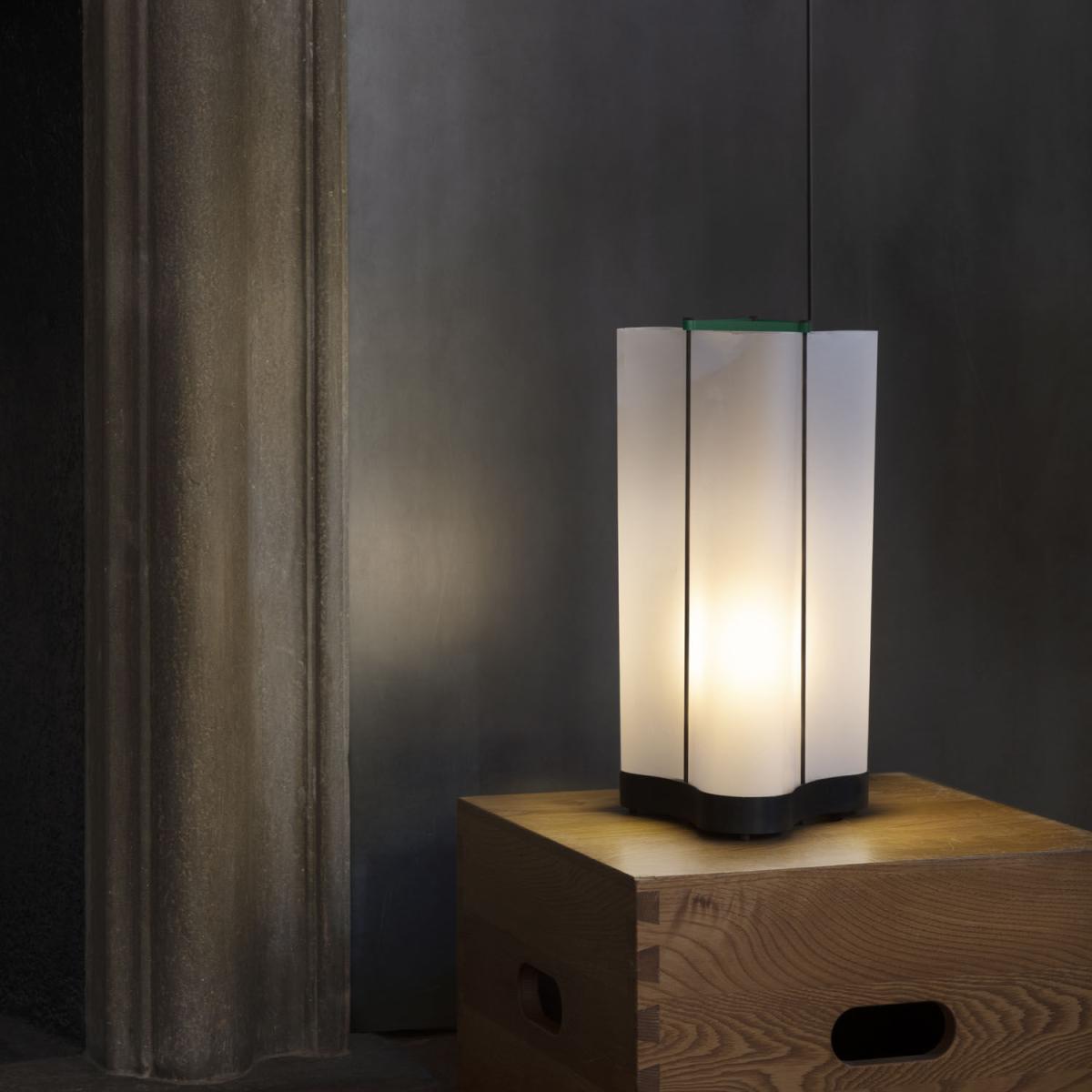 Cabanon Table lamp paper white / Le Corbusier, 1951 - Nemo – image 3