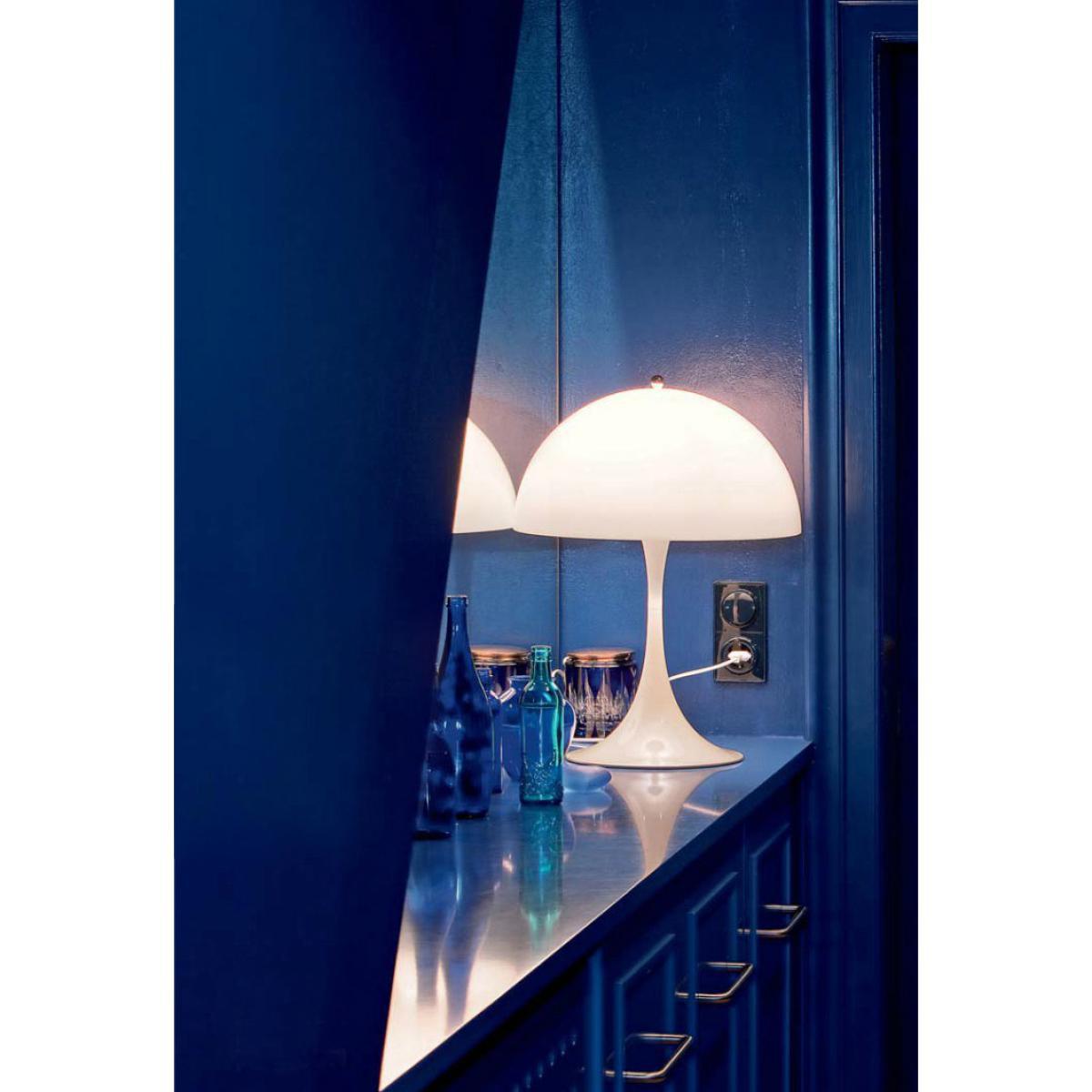 Panthella Table lamp by Louis Poulsen White – image 3