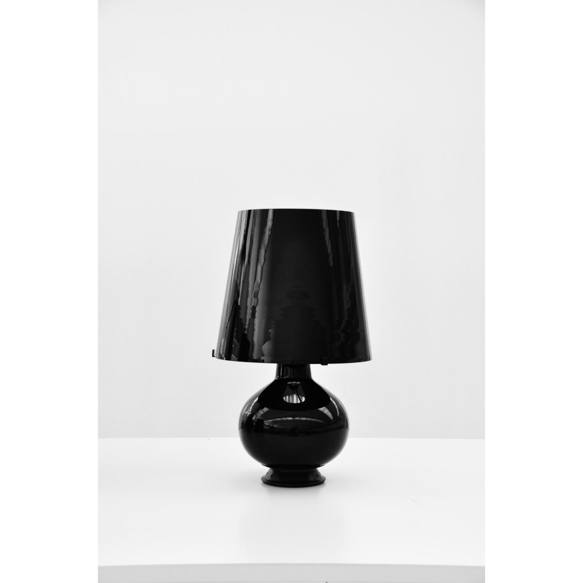 Fontana Medium Table lamp by Fontana Arte Black – image 5