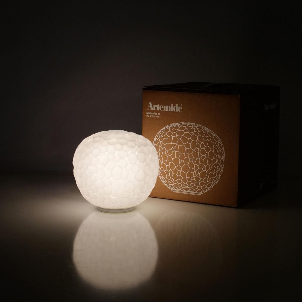 Meteorite Table lamp - / Ø 15 cm / Limited edition by Artemide White – image 3
