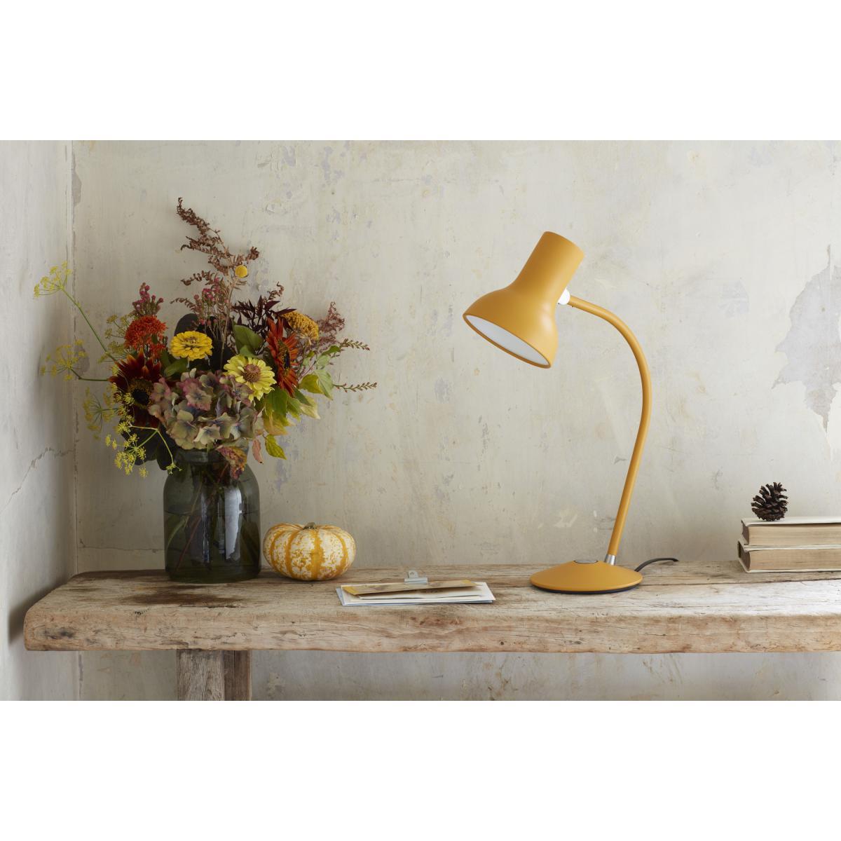 Type 75 Mini Table lamp - / H 46 cm by Anglepoise Yellow – image 7