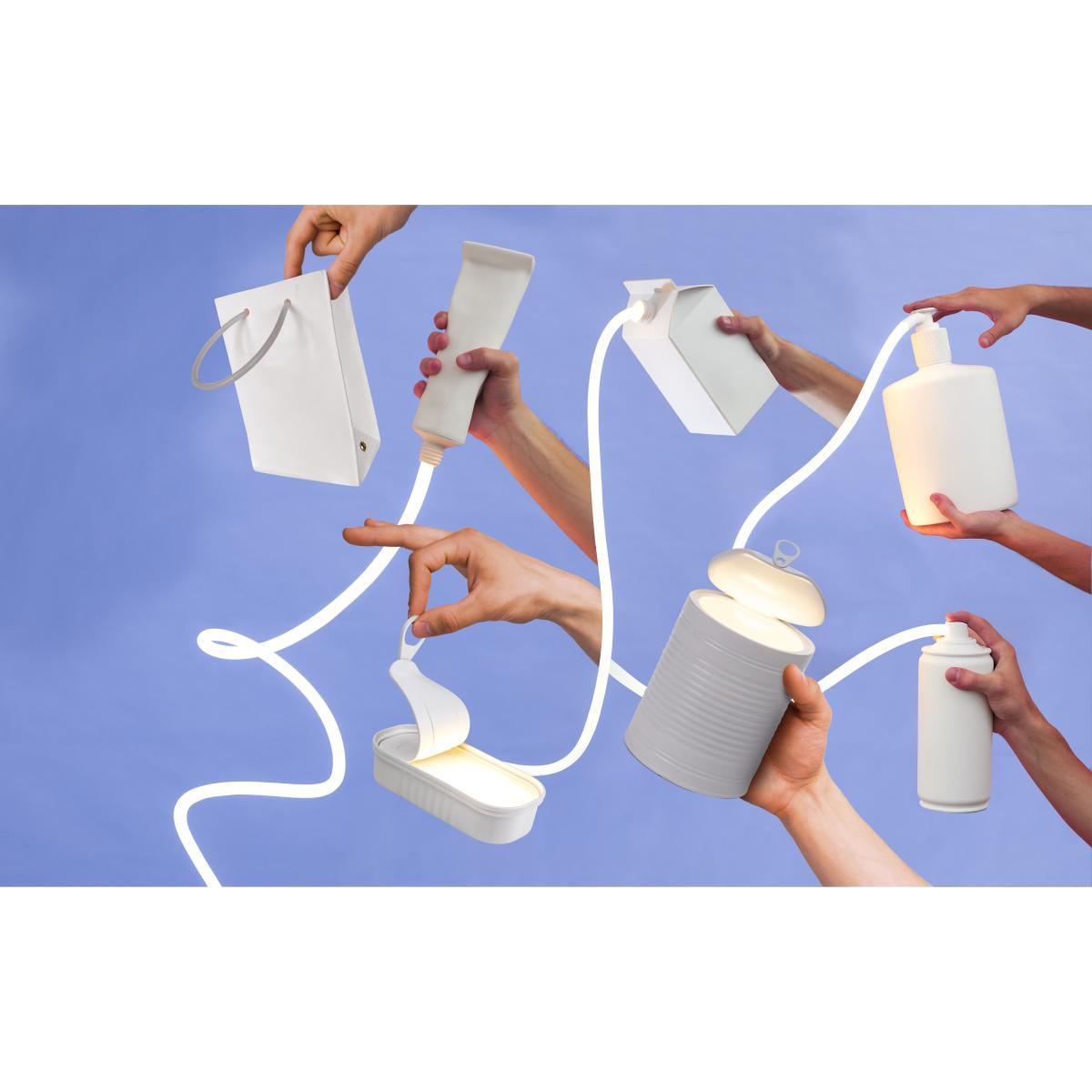 Daily Glow - Dentifrice LED Table lamp - / Resin - 23 x 8.5 x H 6 cm by Seletti White – image 3
