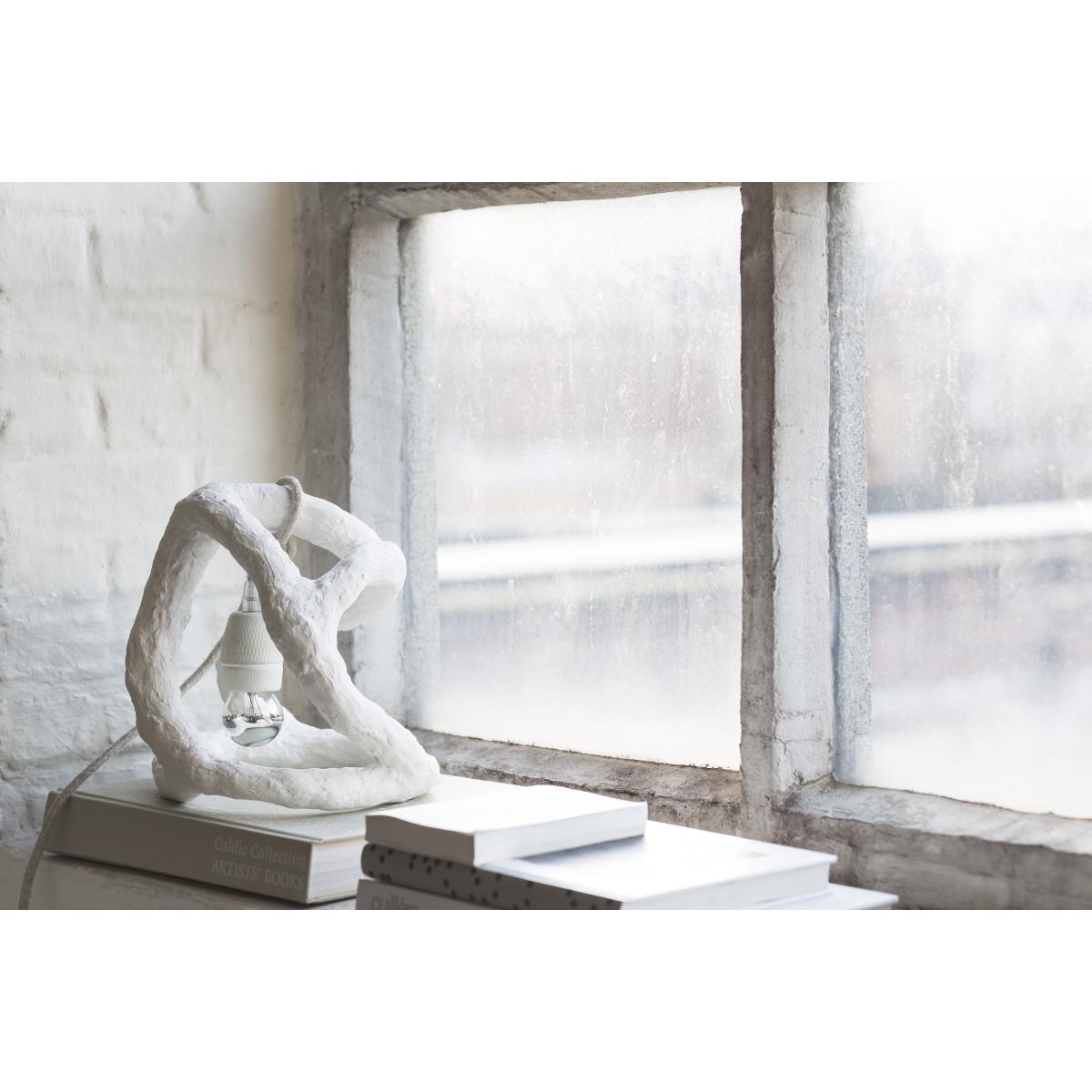 Sculpture Table lamp - / Hand-moulded plaster by Serax White – image 5