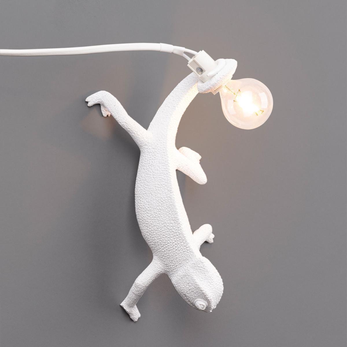 Chameleon Going Down Wall light - / Wall light - Resin by Seletti White – image 3
