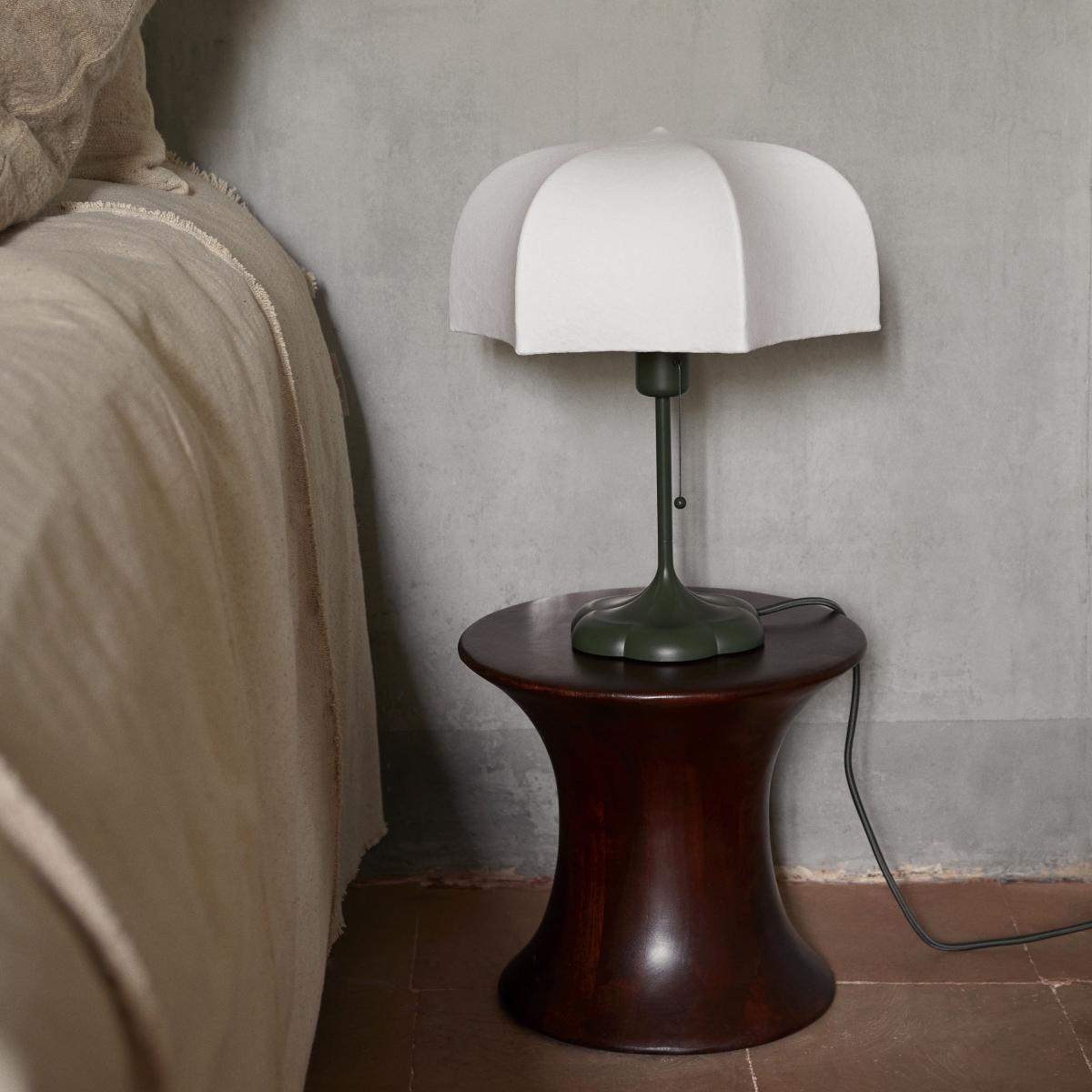 Poem Table lamp textile green / Ø 30 x H 42 cm - Ferm Living – image 4