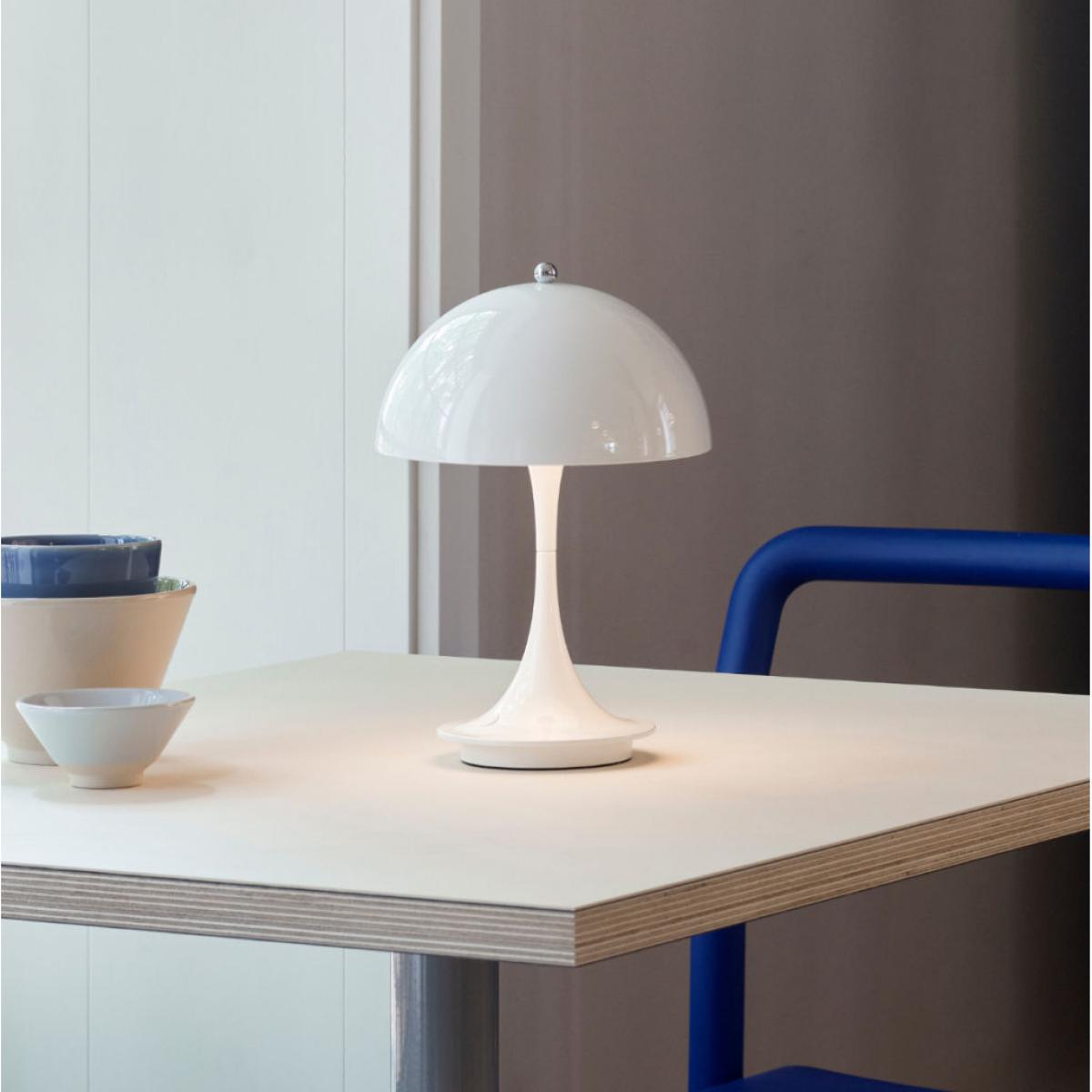 Panthella Portable Metal Wireless lamp - / LED - Metal lampshade - H 23 cm / USB charging by Louis Poulsen White – image 2