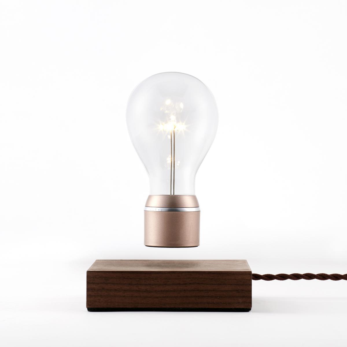 Flyte Buckminster Table lamp - / Levitating bulb by Flyte Copper/Natural wood/Metal – image 7