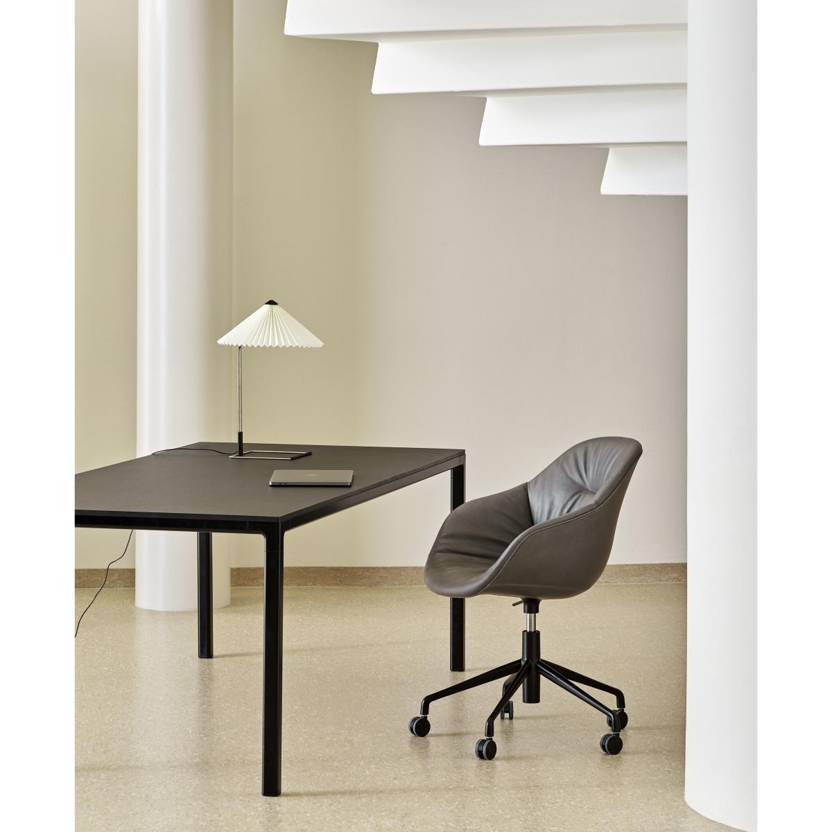 Matin Large Table lamp - / LED - H 52 cm - Fabric & metal by Hay White – image 8