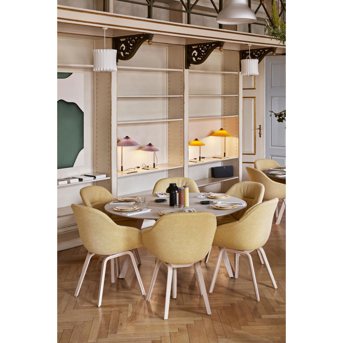 Matin Large Table lamp - / LED - H 52 cm - Fabric & metal by Hay White – image 10