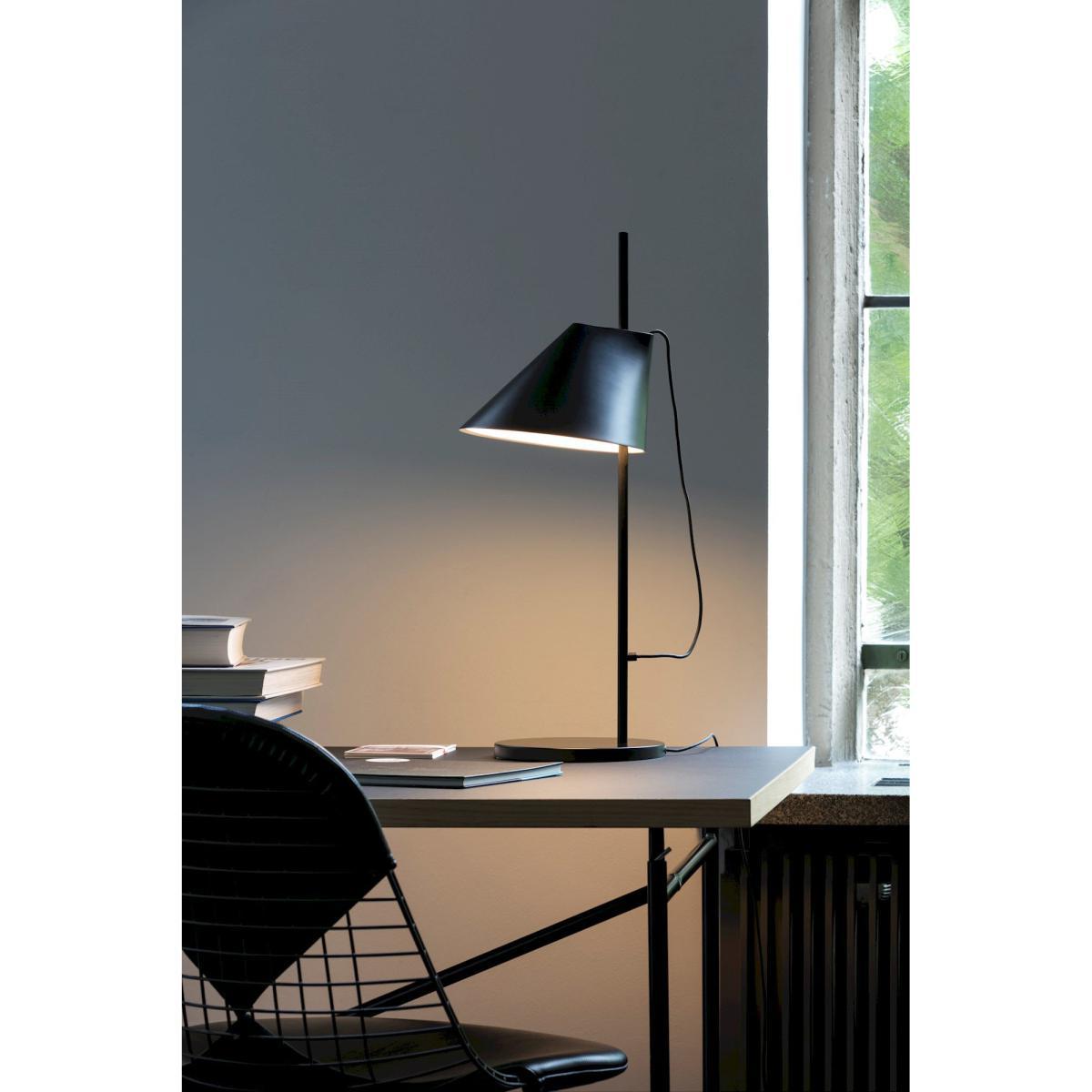 Yuh LED Table lamp - / H 61 cm by Louis Poulsen White – image 4