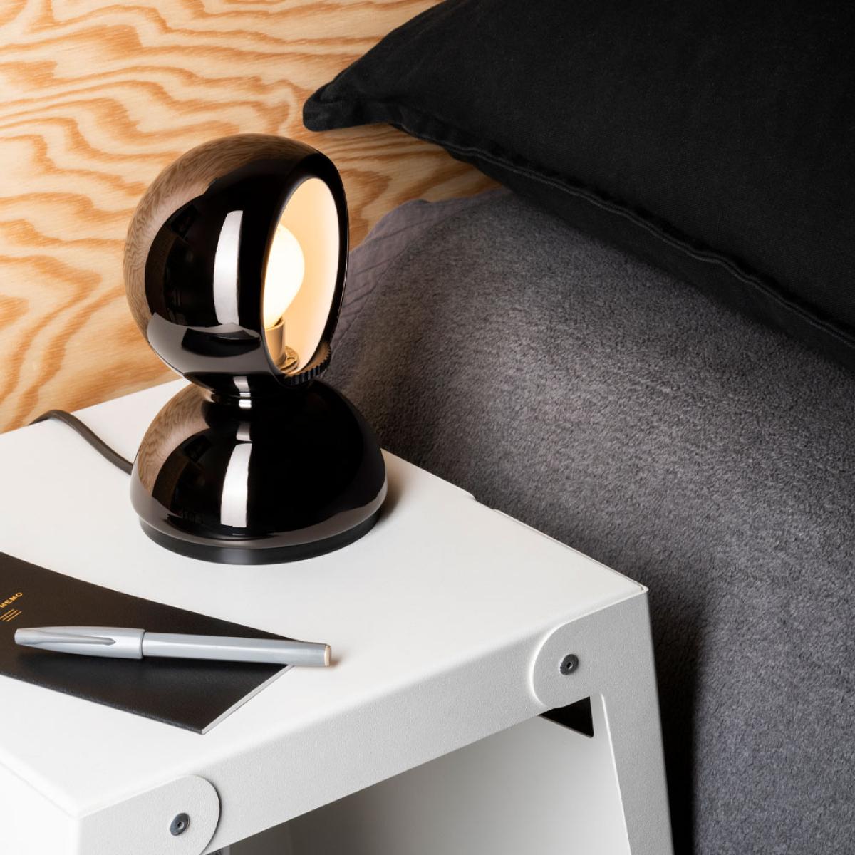 Artemide Eclisse table lamp – image 2
