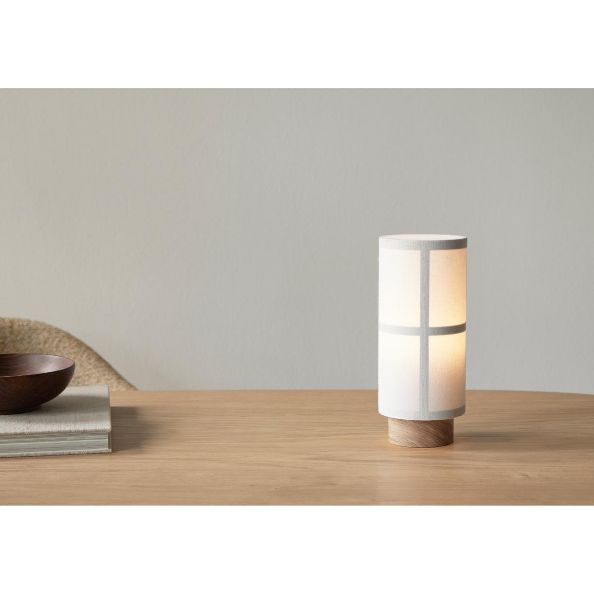 MENU Hashira table lamp portable White – image 4