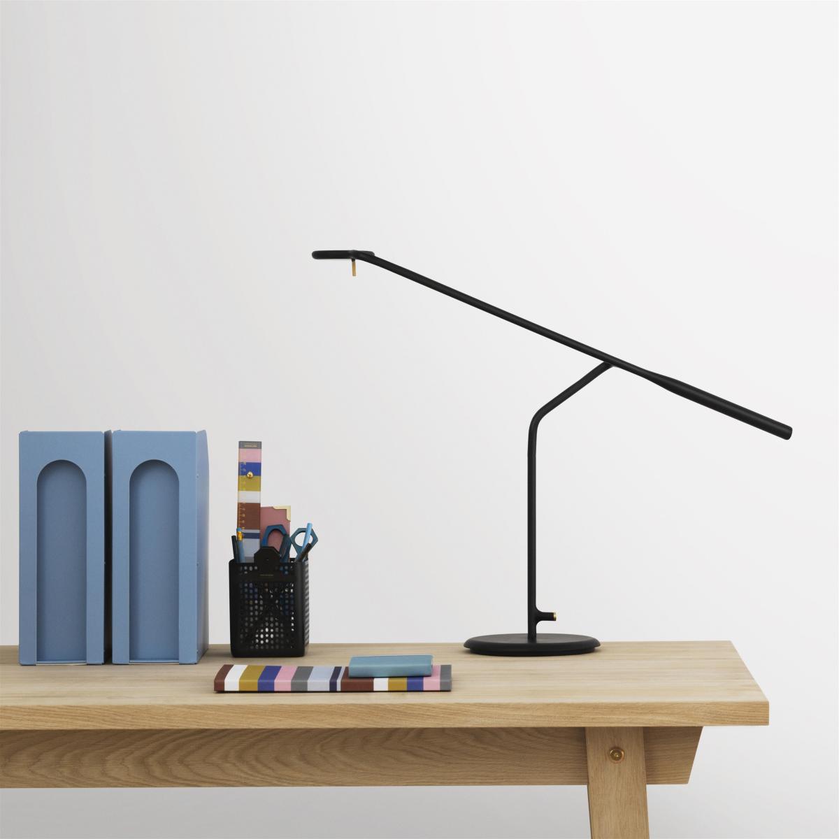 Flow table lamp black – image 4