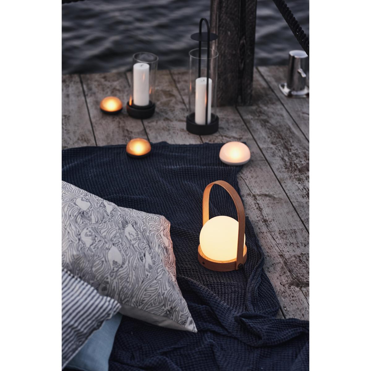 MENU Carrie lamp Limited Edition Natural oak – image 5