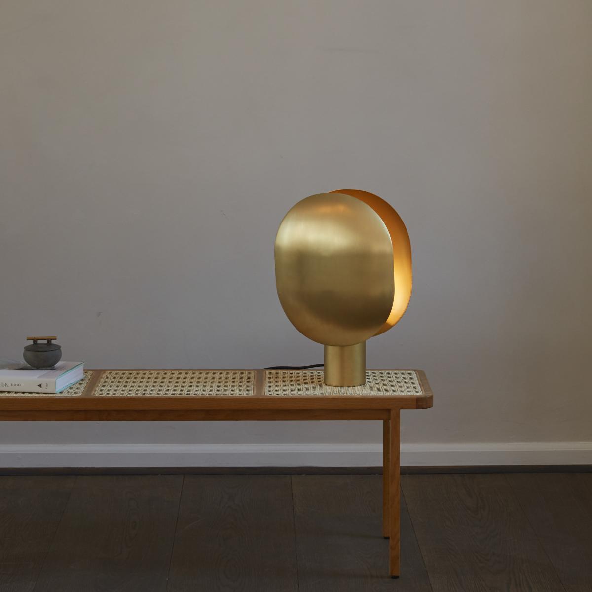 101 Copenhagen Clam table lamp 43.5 cm Brass – image 4