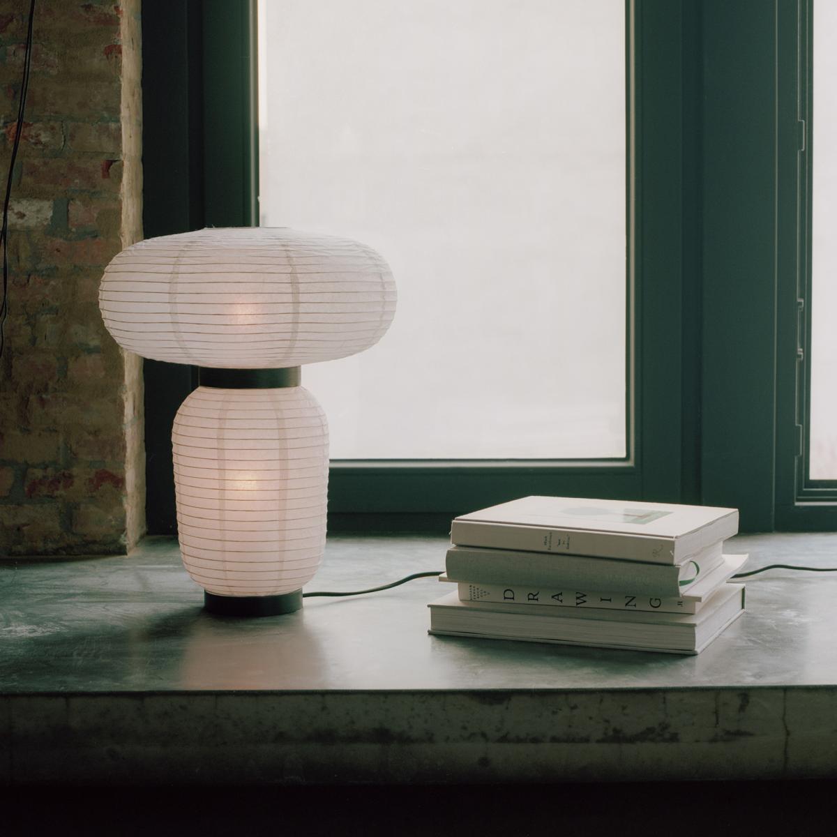 &Tradition Formakami JH18 table lamp Ivory white – image 4
