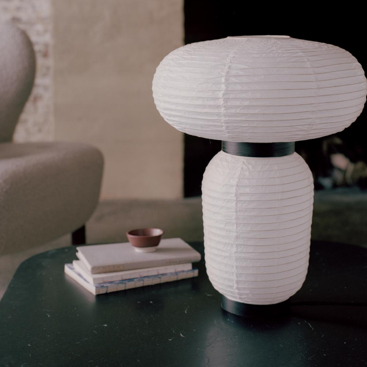 &Tradition Formakami JH18 table lamp Ivory white – image 5