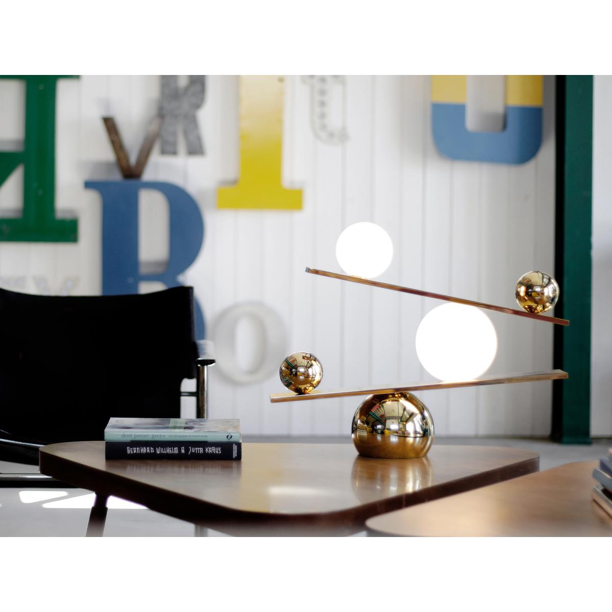 Oblure Balance table lamp Brass – image 2