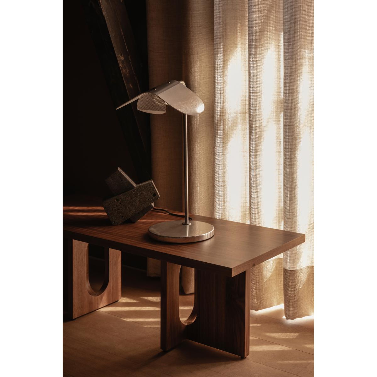 Audo Copenhagen Wing table lamp 56 cm Aluminium – image 7
