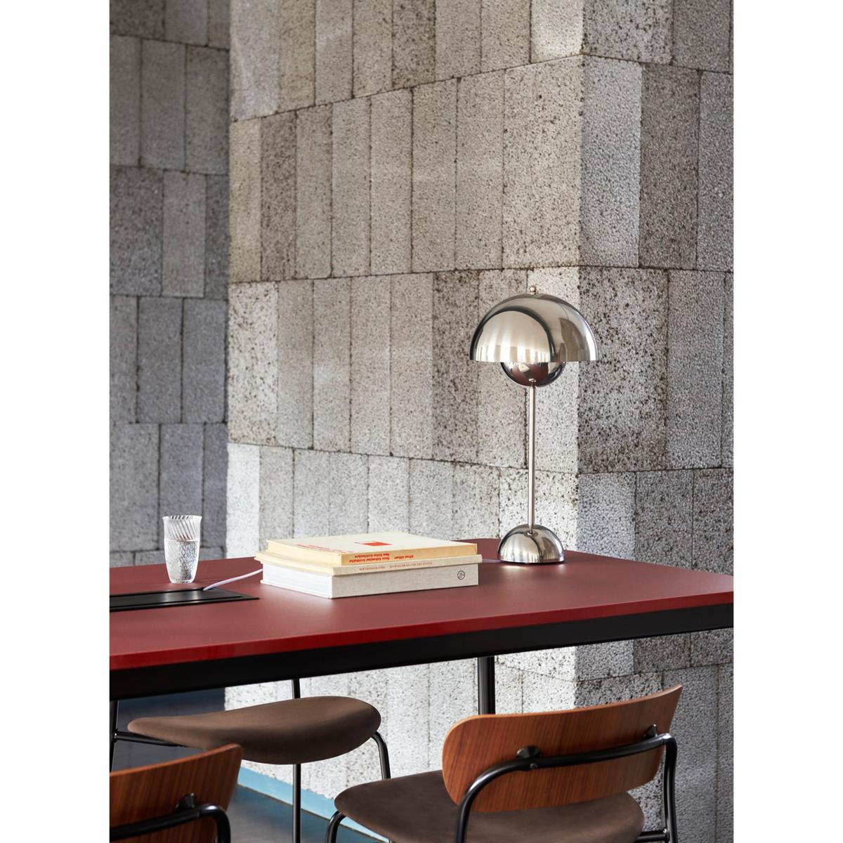 &Tradition FlowerPot VP3 table lamp Chrome-plated – image 6