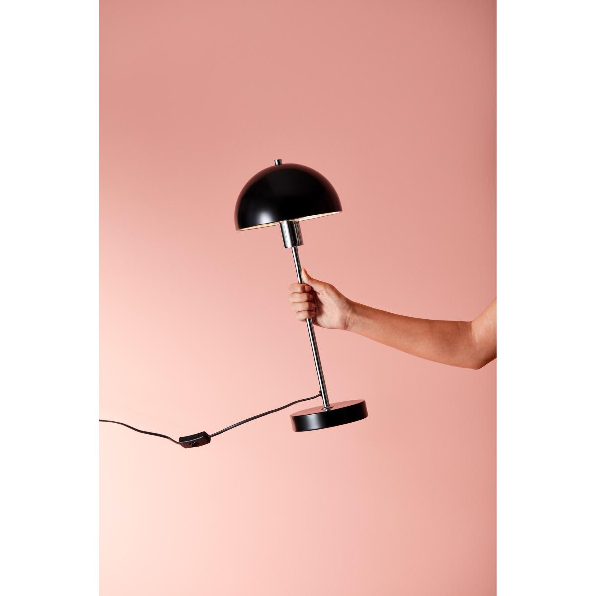 Vienda table lamp black – image 3