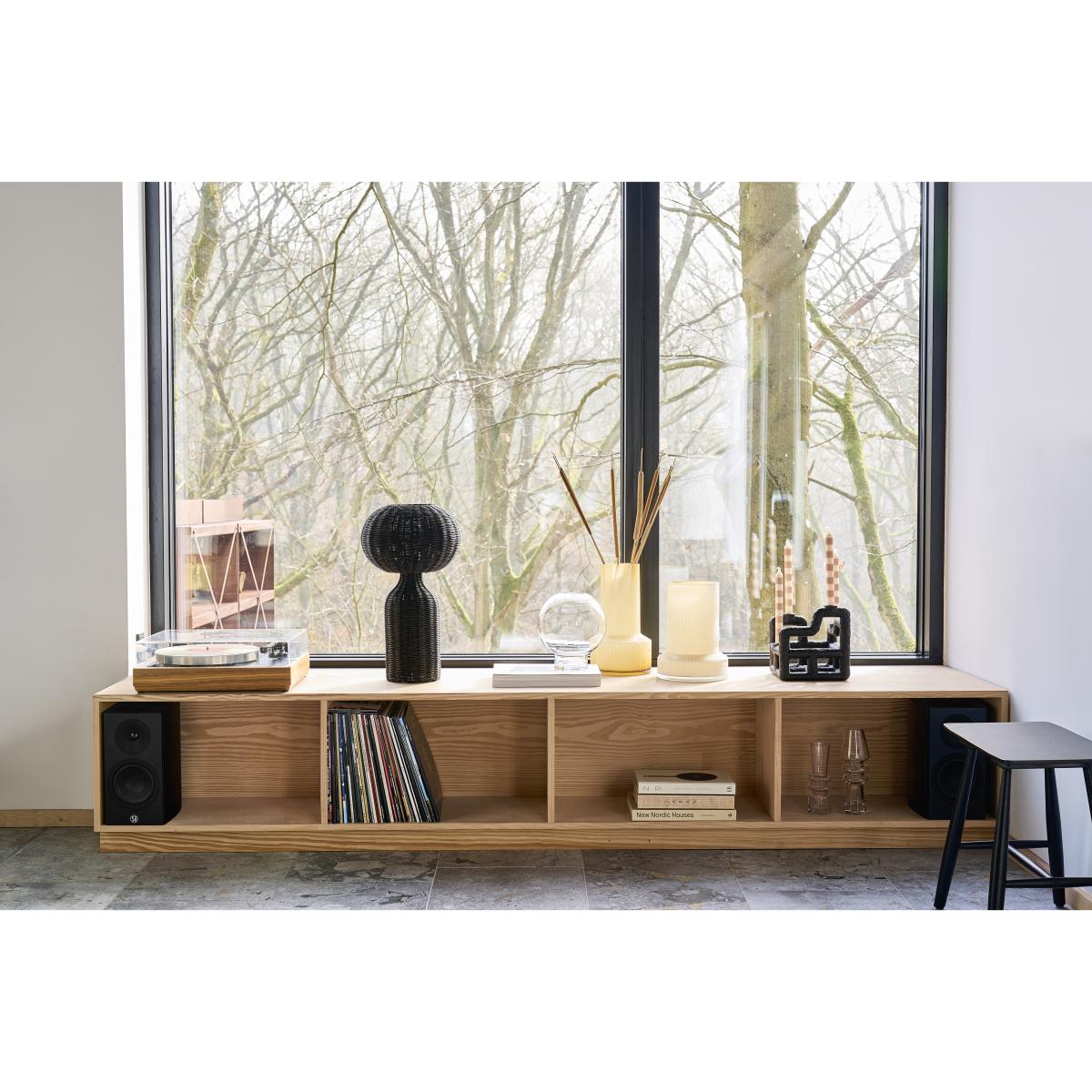 Villa Collection Werna table lamp rattan Ø30 cm Black – image 3