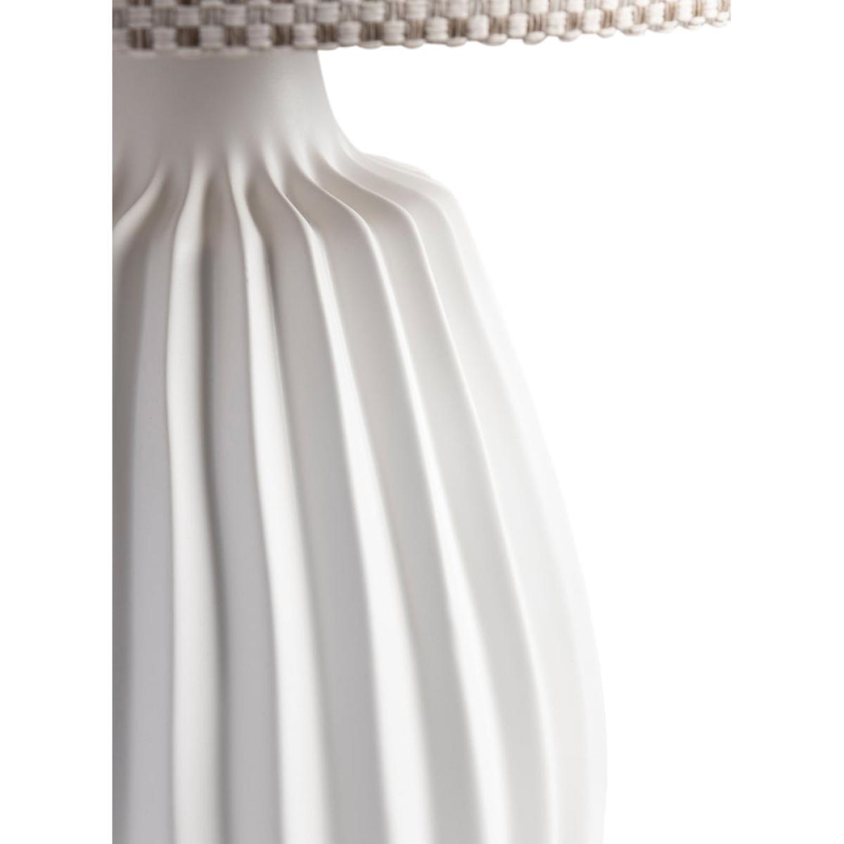 Heathfield & Co Elder Table Lamp – image 7