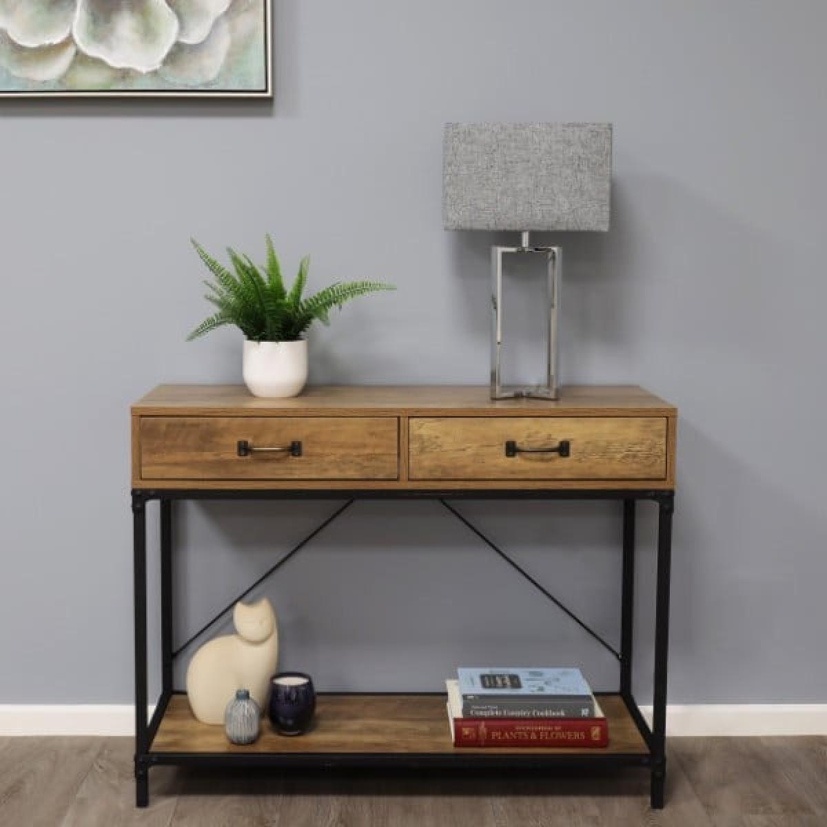 Kende Polished Chrome Table Lamp – image 5
