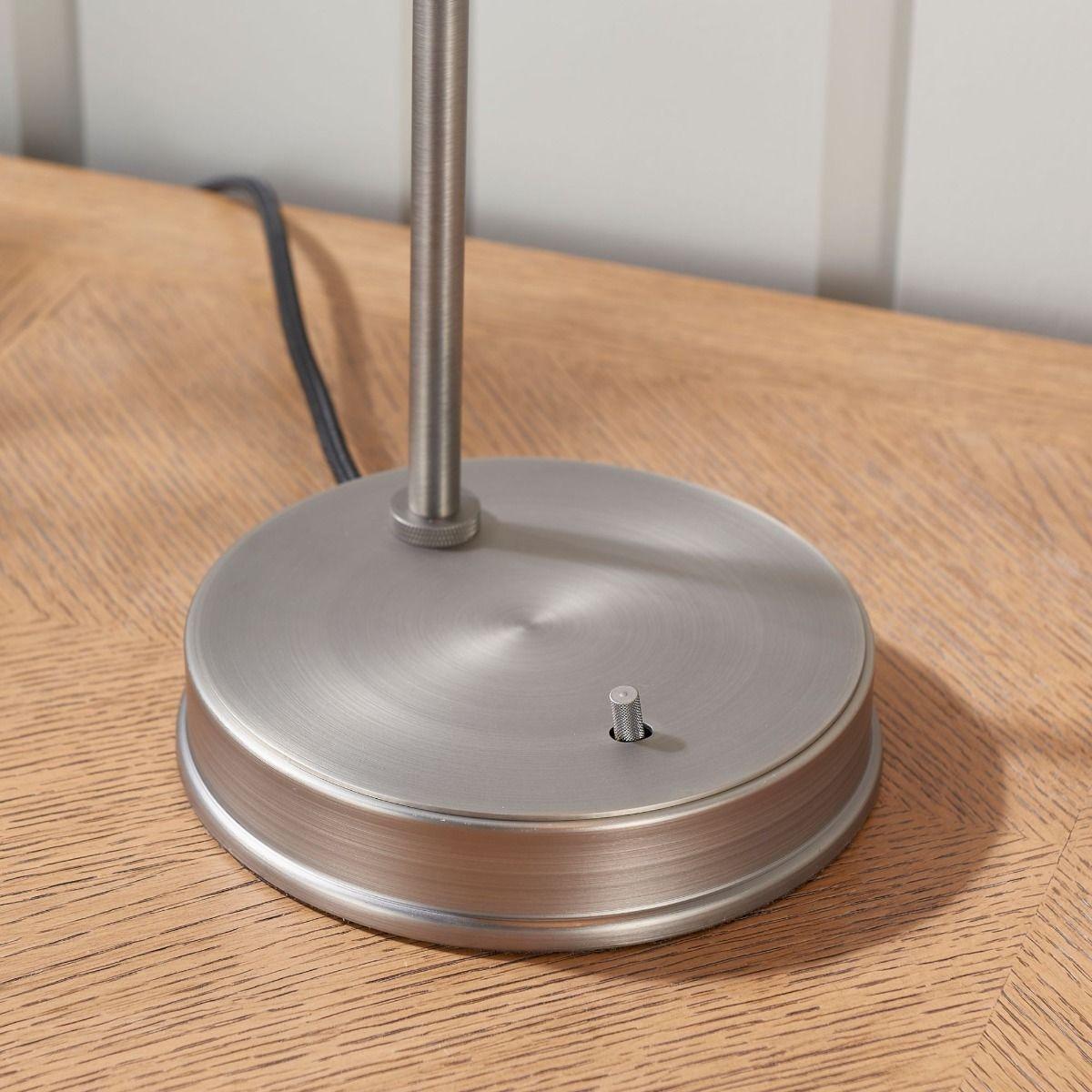 Hansen Brushed Silver and Glass Table Lamp – image 3