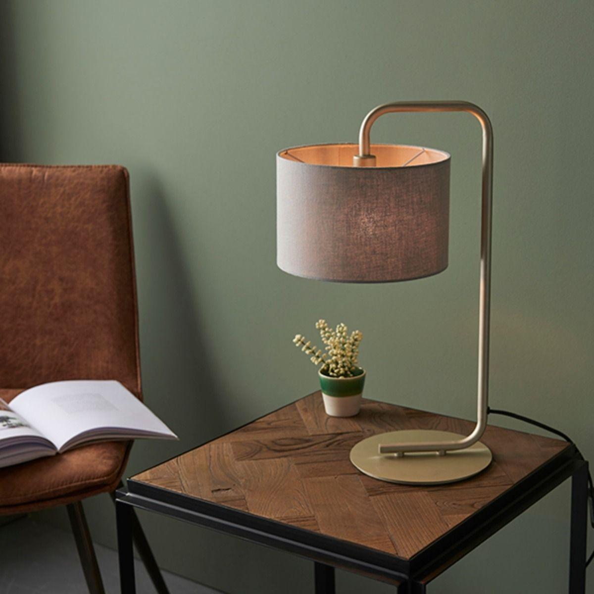 Nahia Champagne Table Lamp – image 4