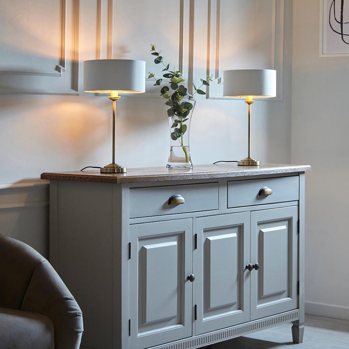 Highclere Gold Table Lamp – image 3