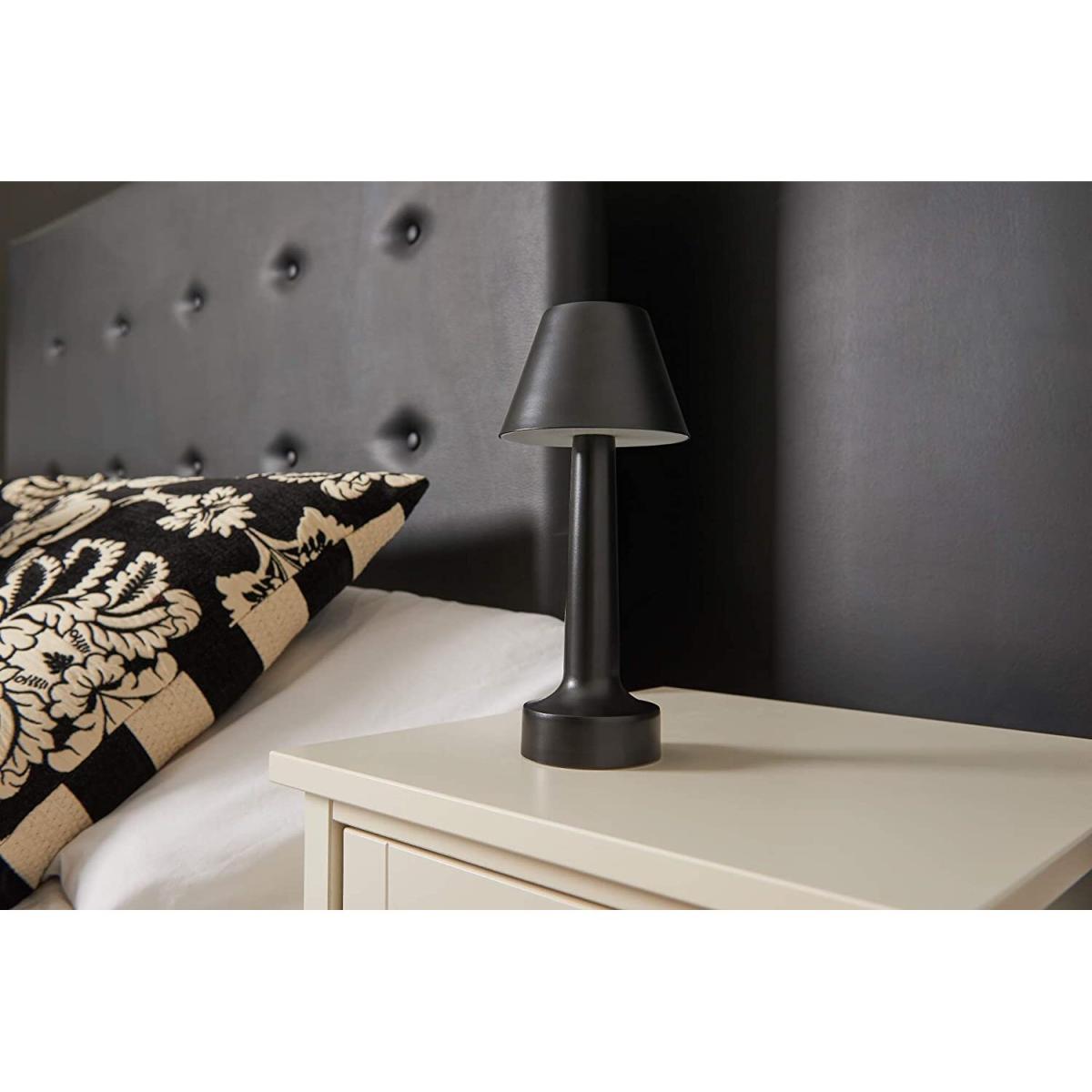 Auraglow Aluminium Rechargeable Colour Changing Table Lamp - Black – image 6
