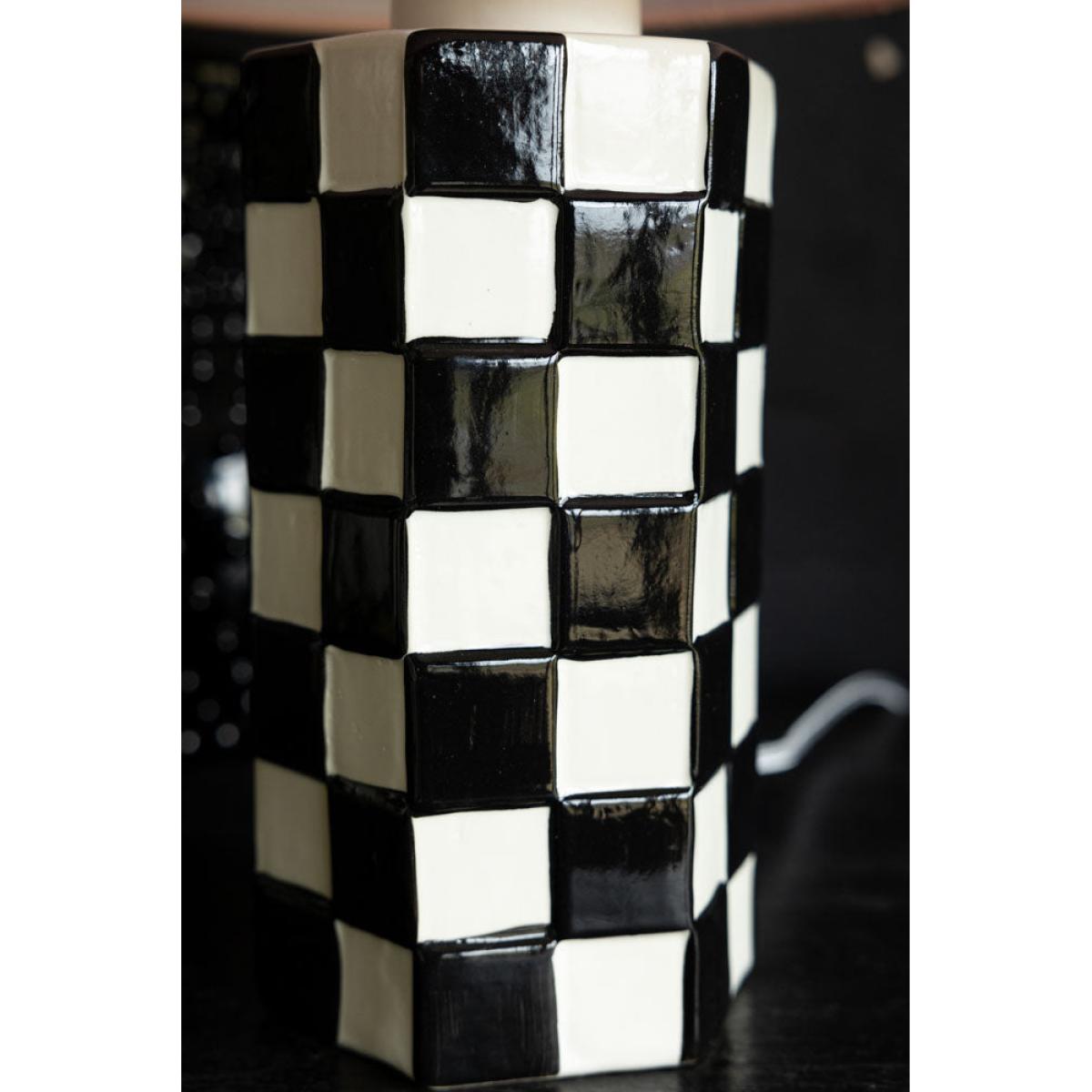 Black & White Checkered Table Lamp With Pink Shade – image 5