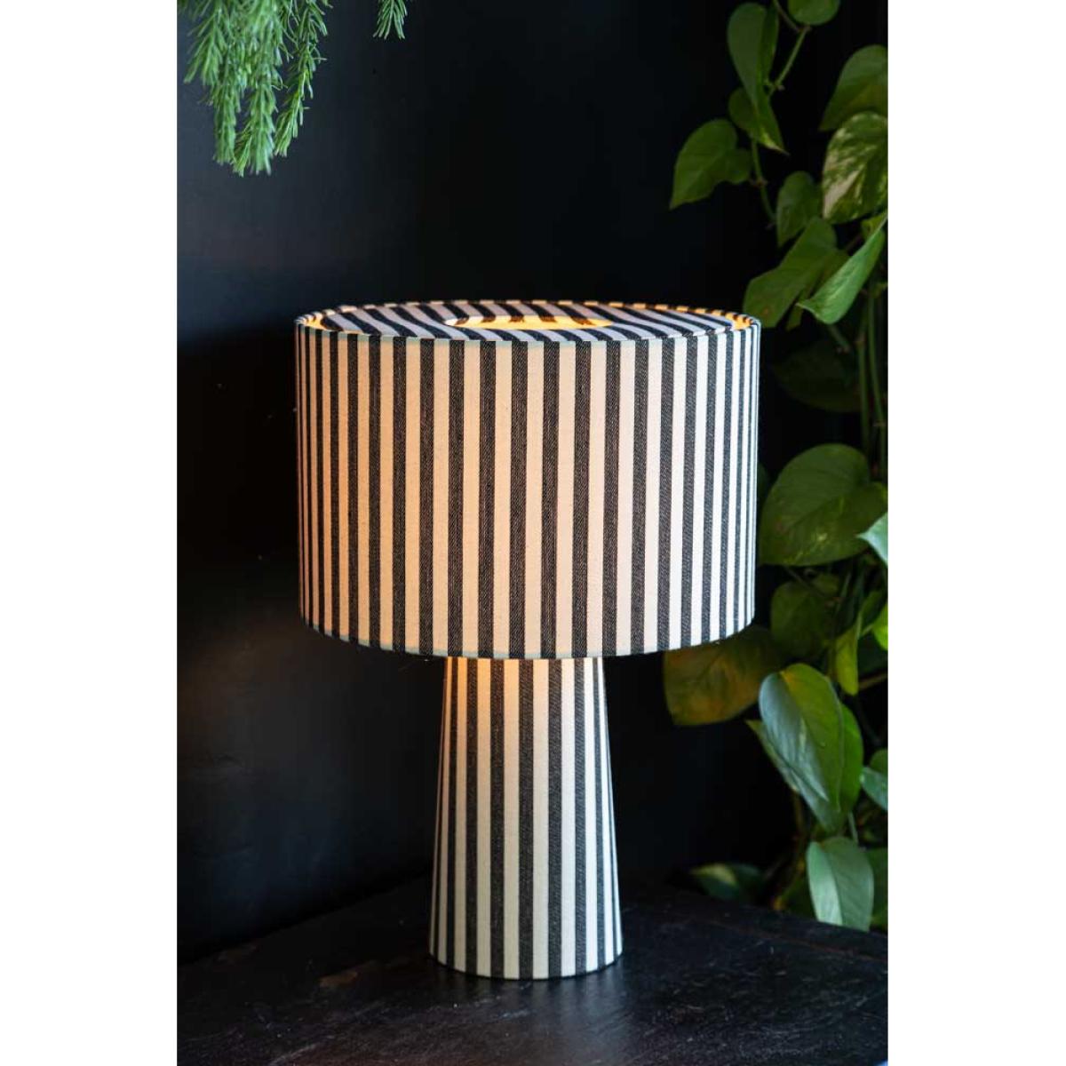 Black & White Stripe Table Lamp – image 3