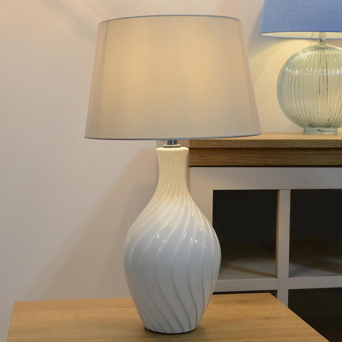 Clarity Lined Table Lamp – image 4