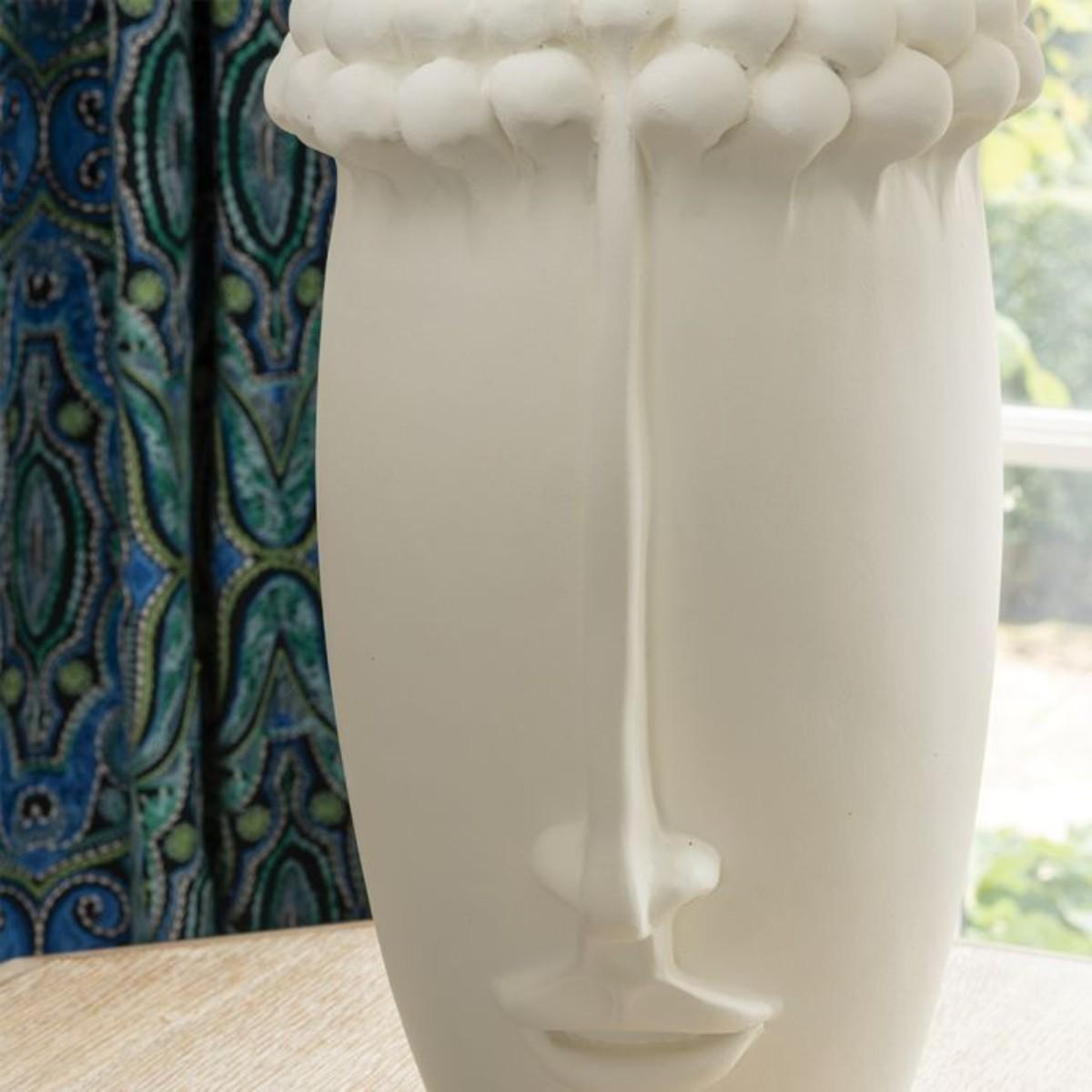 William Yeoward | Elden Table Lamp | Chalk – image 3