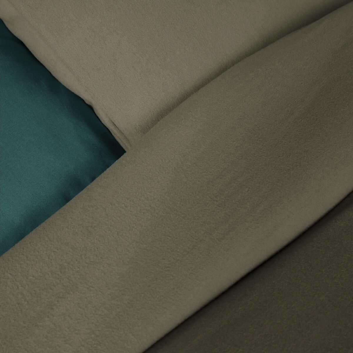 Scenario Flannel Duvet Cover – image 2