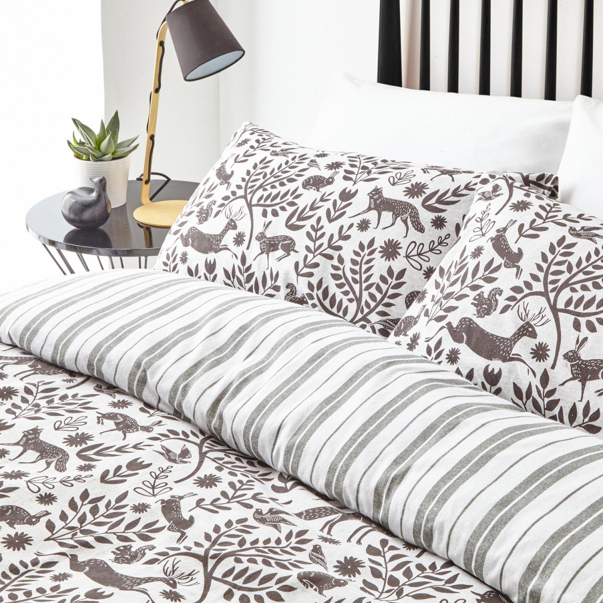 Skandinavian Woodland Duvet Cover Set - Coal / Single – image 2