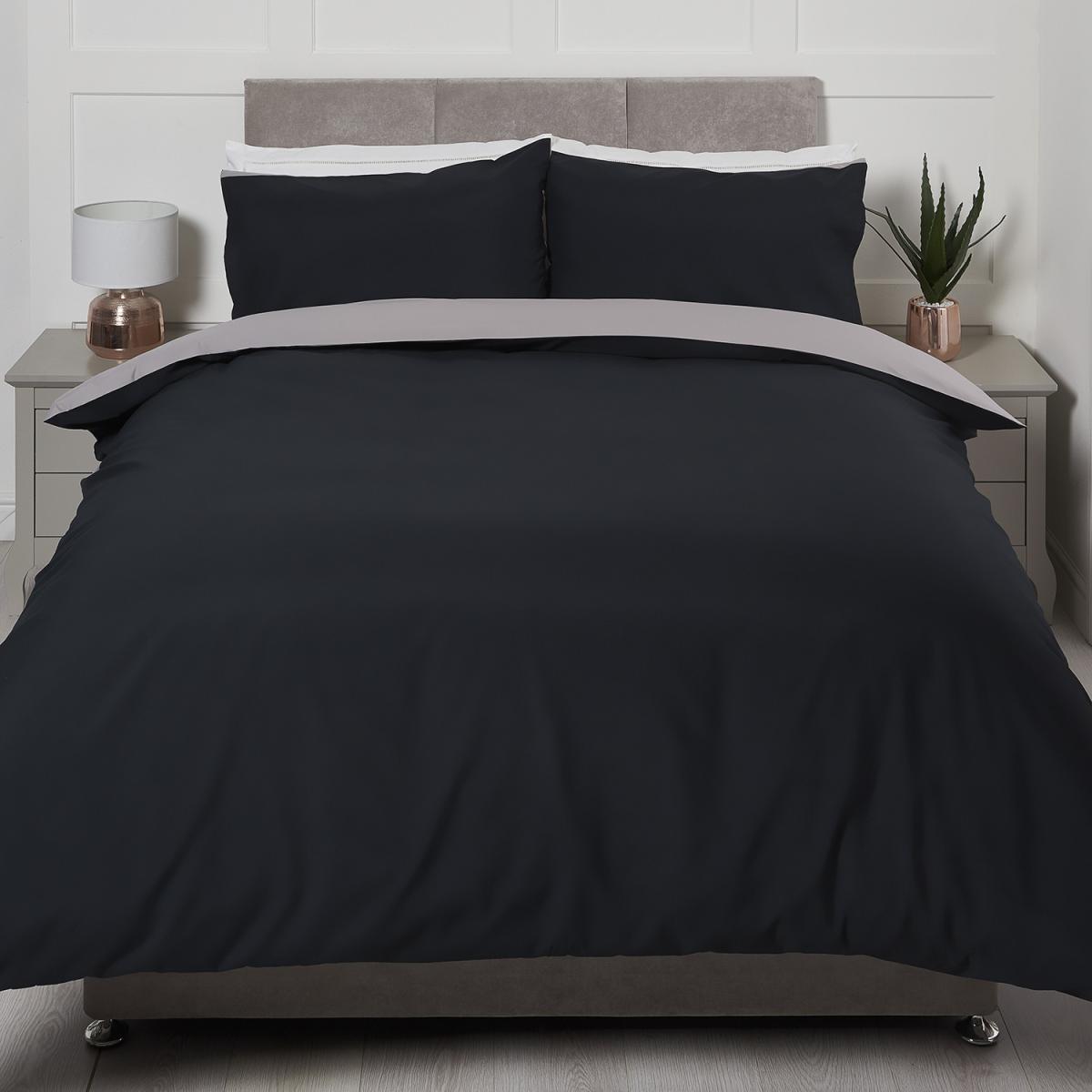Riley Reversible Duvet Cover and Pillowcase Set - Black/Grey / Single – image 4