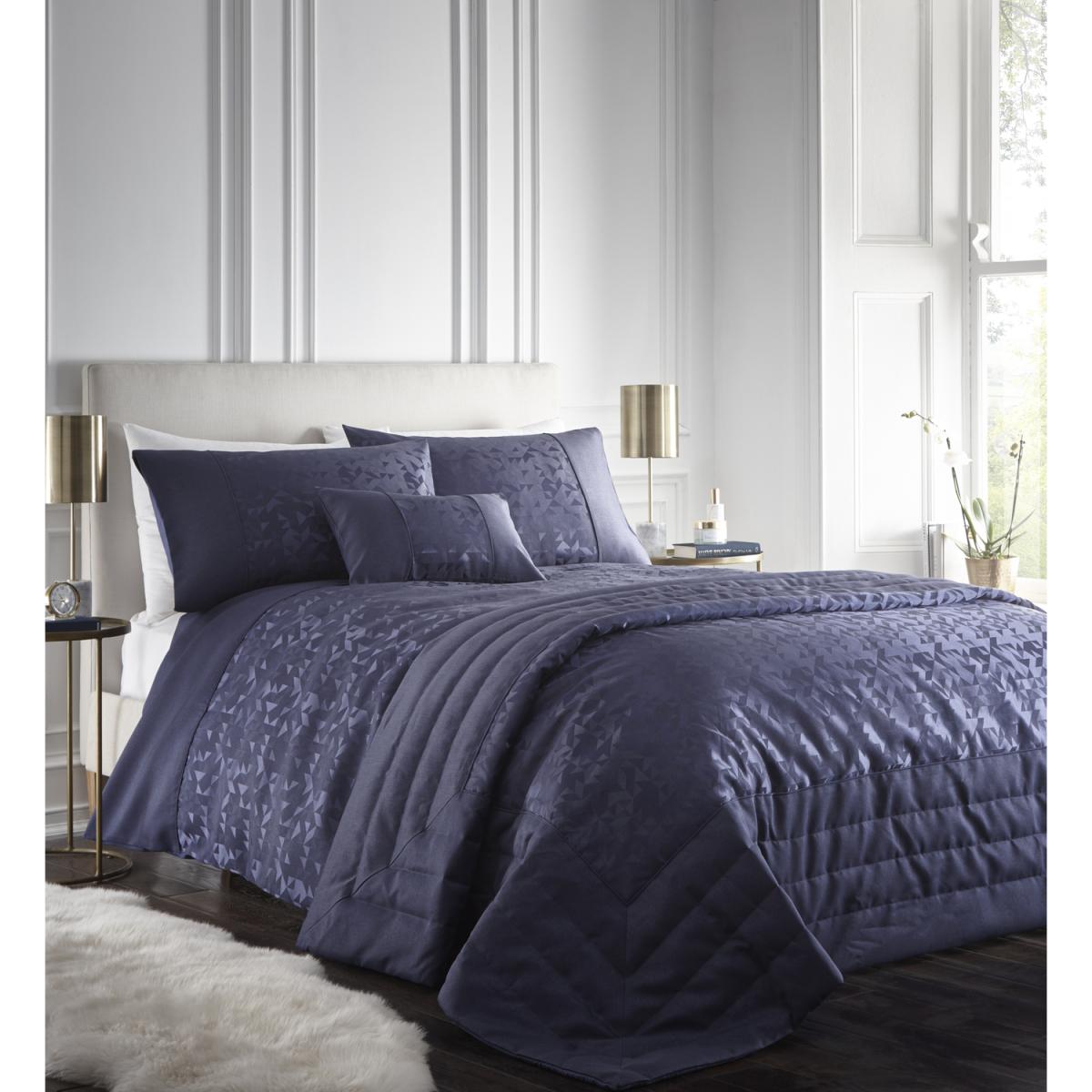 Lucien Duvet And Pillowcase Set - Silver / Single / 3cm / 0.95kg – image 6