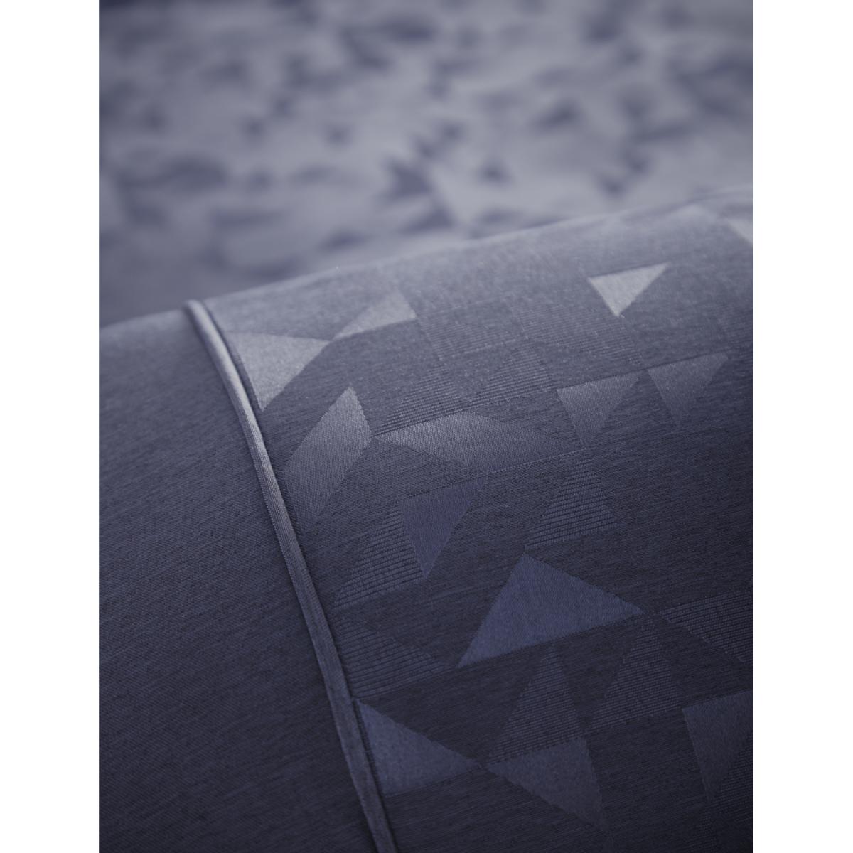 Lucien Duvet And Pillowcase Set - Silver / Single / 3cm / 0.95kg – image 9