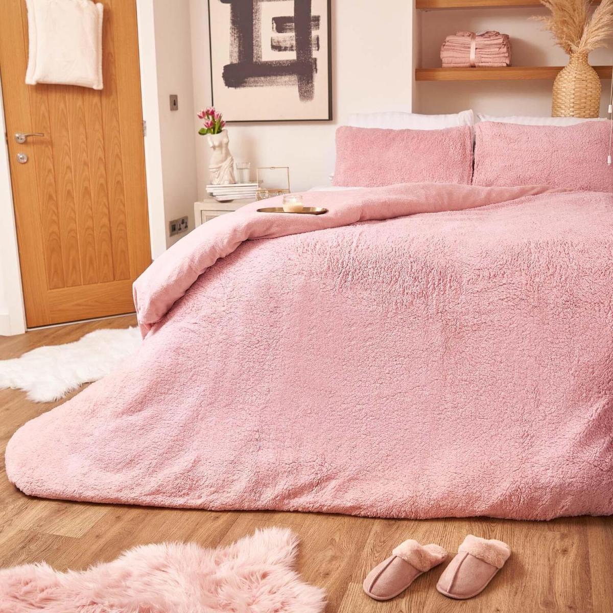 Brentfords Sherpa Fleece Reverse Duvet Cover Bedding Set - Pink / Single – image 7