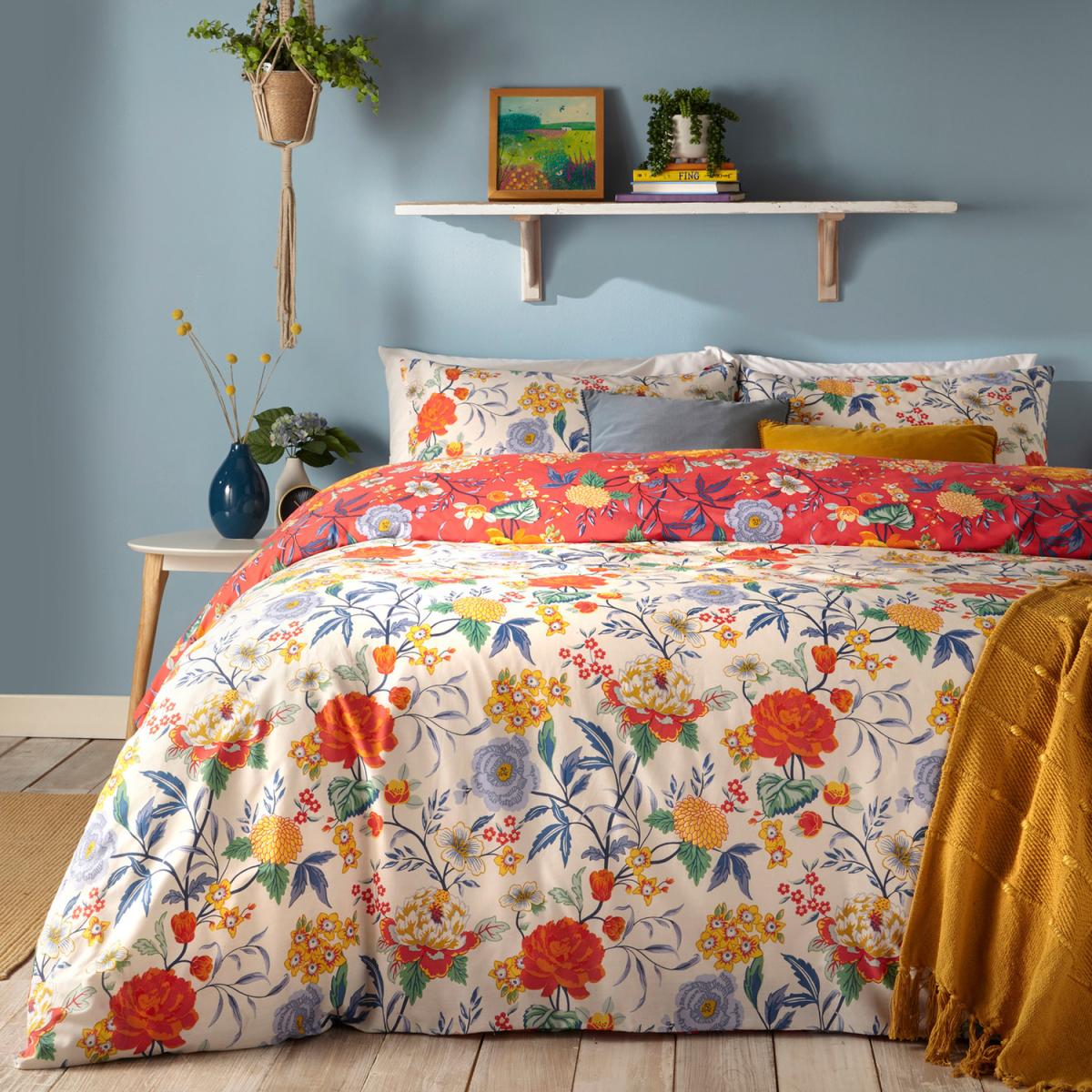 Bright Bloom Duvet Cover Set - Red / Single – image 4