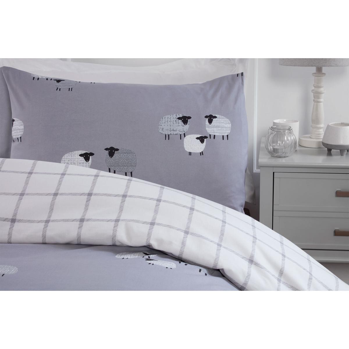 Suffolk Sheep Duvet Cover and Pillowcase Set - Grey / Single – image 4
