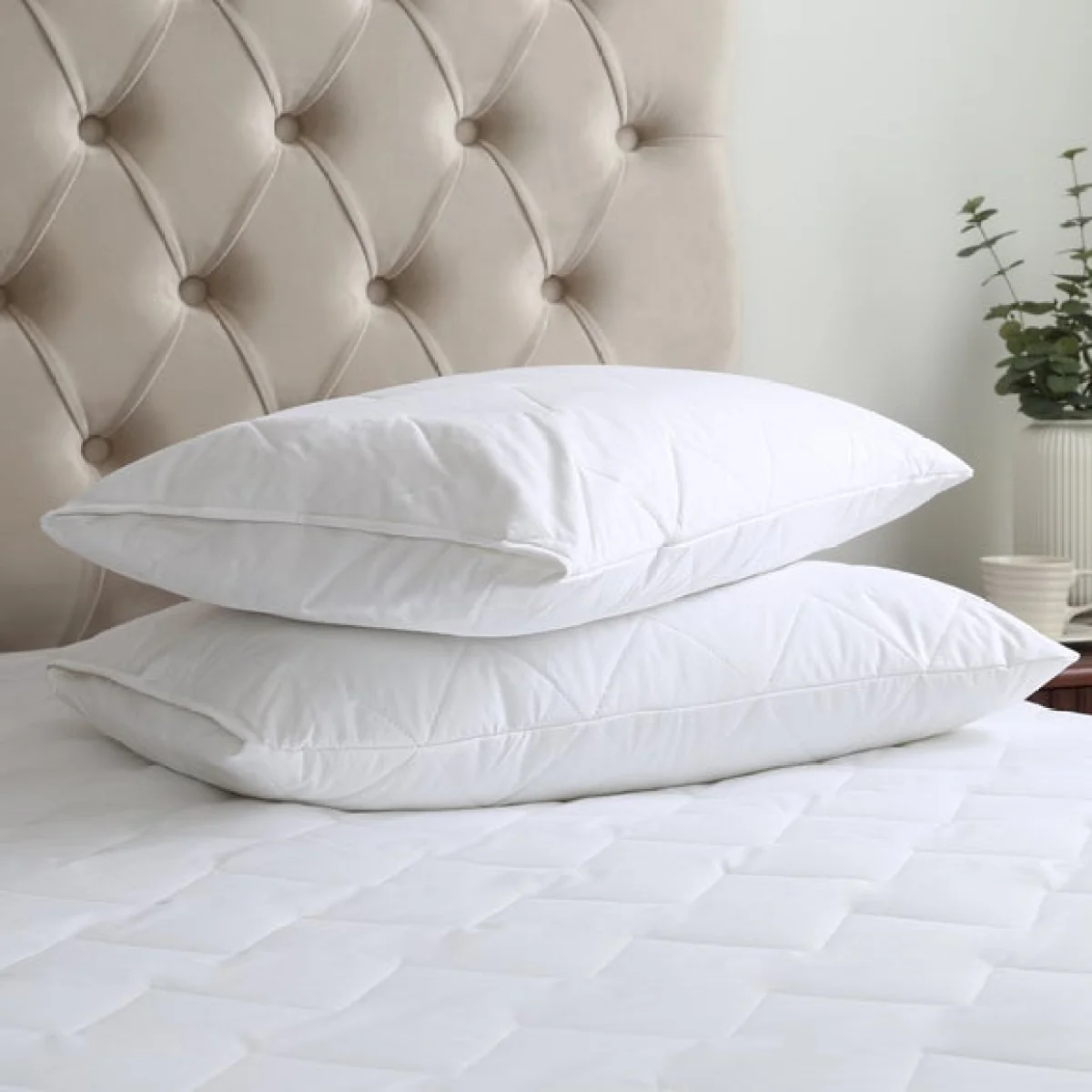Fogarty Cool Sleep Pillow Pair and Bedding Protector Bundle – image 6